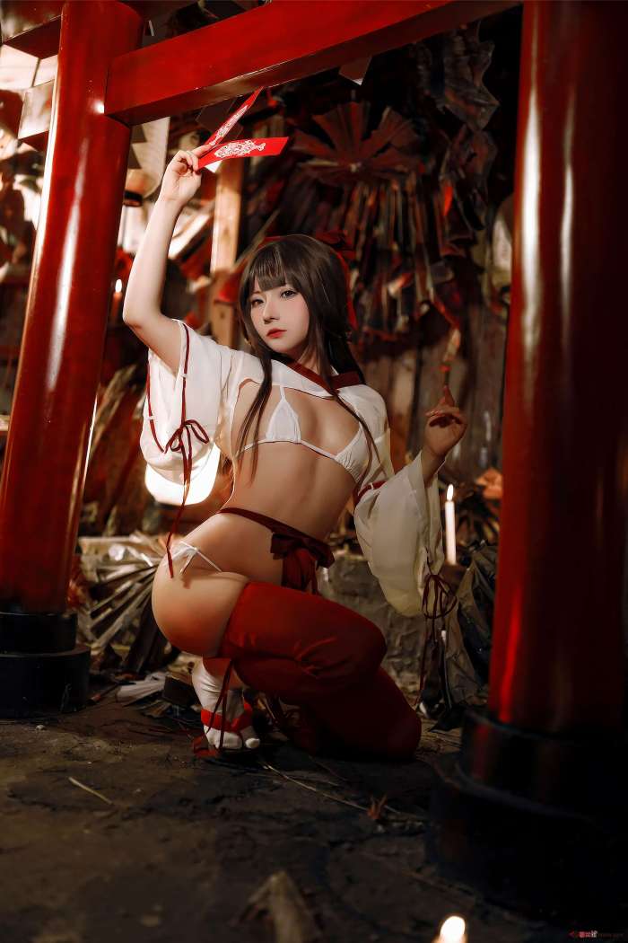 是三不是世w – 祈福巫女 [43P183MB]