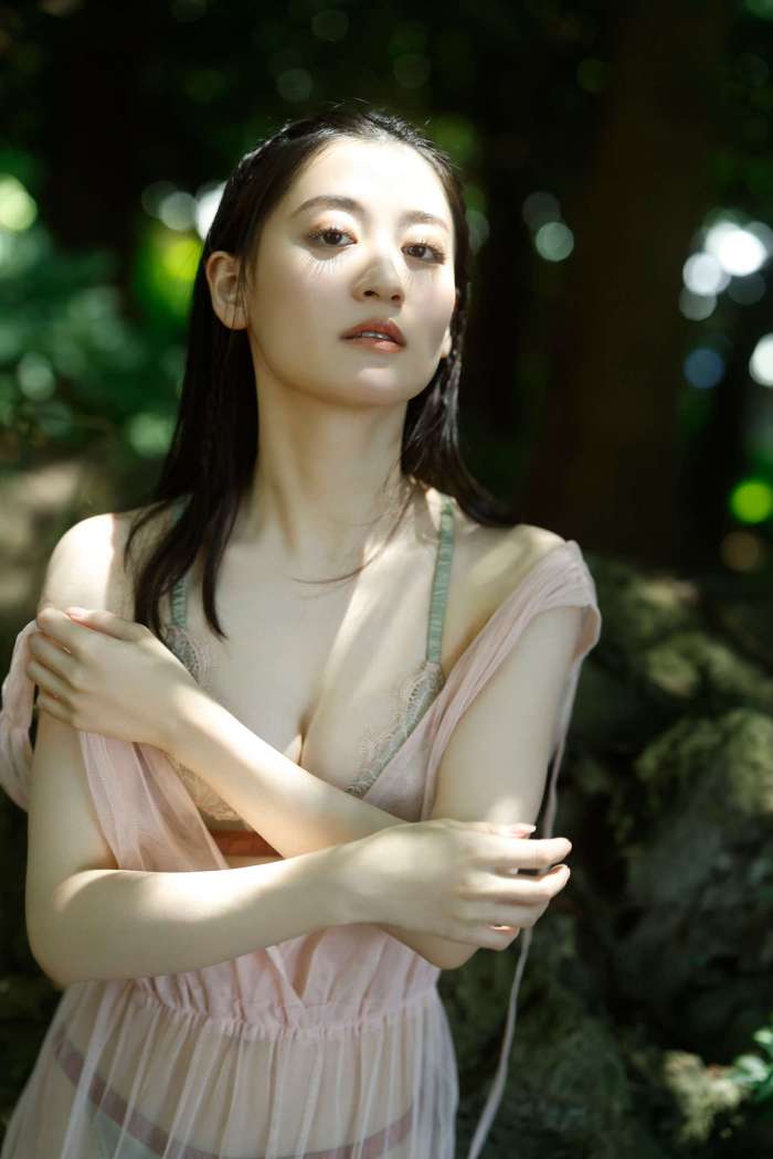 Kei Jonishi 上西恵 – 純白の艶肌 [72P44MB]