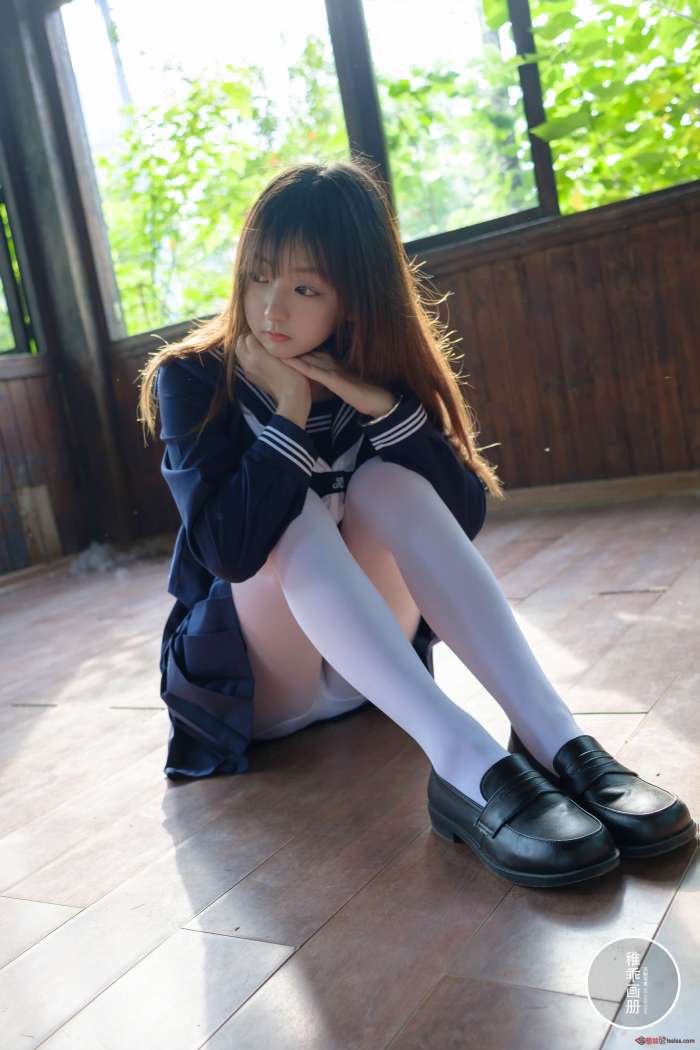 稚乖画册 NO.024 生煎团团 小木屋 [70P1V990MB]