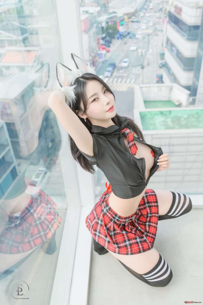 SAINT Photolife – Yuna – Vol.44 Award [65P212MB]