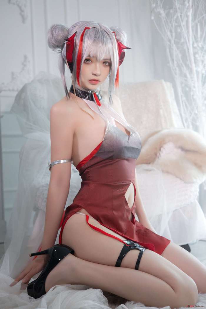 疯猫ss – 明日方舟 [16P113MB]