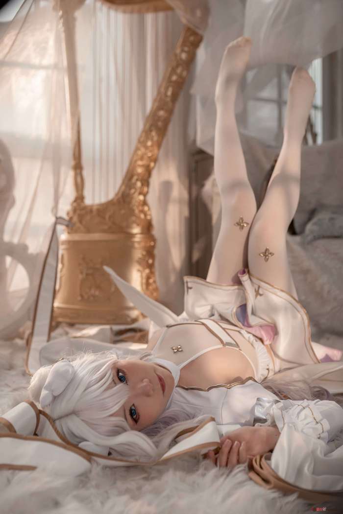 王胖胖u – 恶毒 [16P40MB]