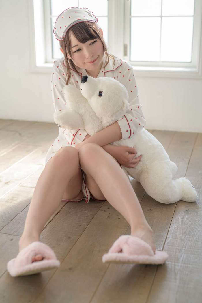 穂南しずく – 彼女とおうちデート [170P65MB]