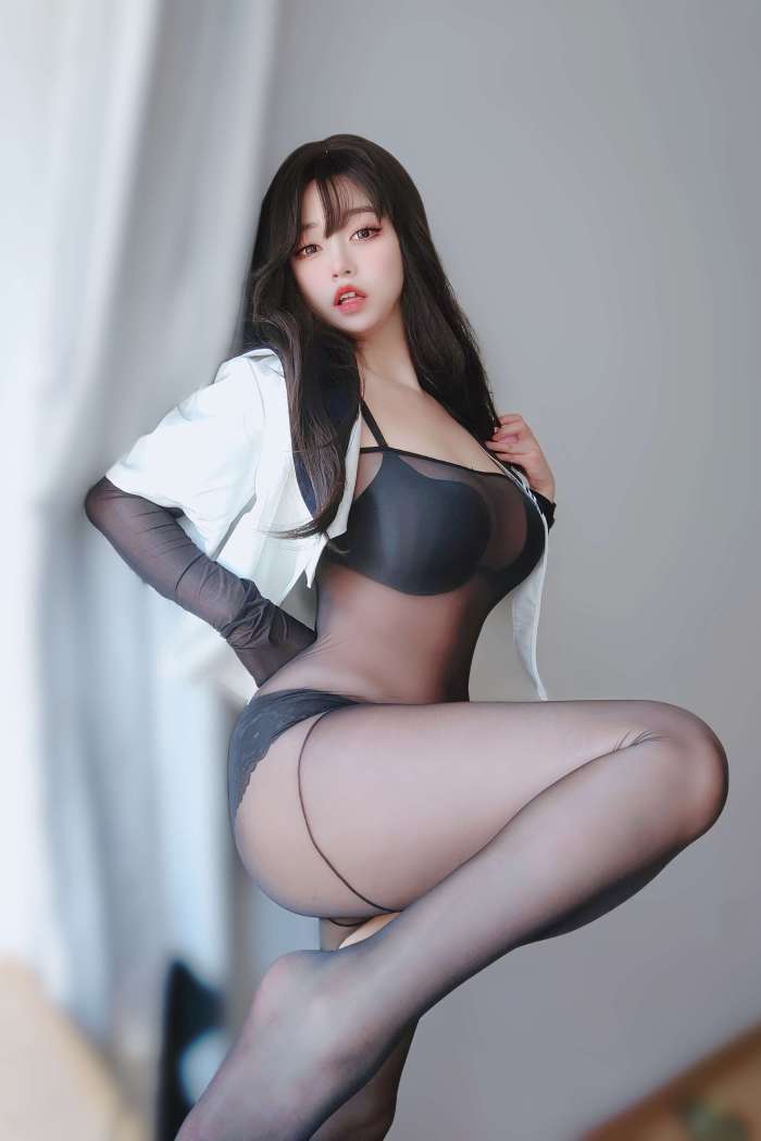 女主K – 性感水手服妹妹 [23P89MB]