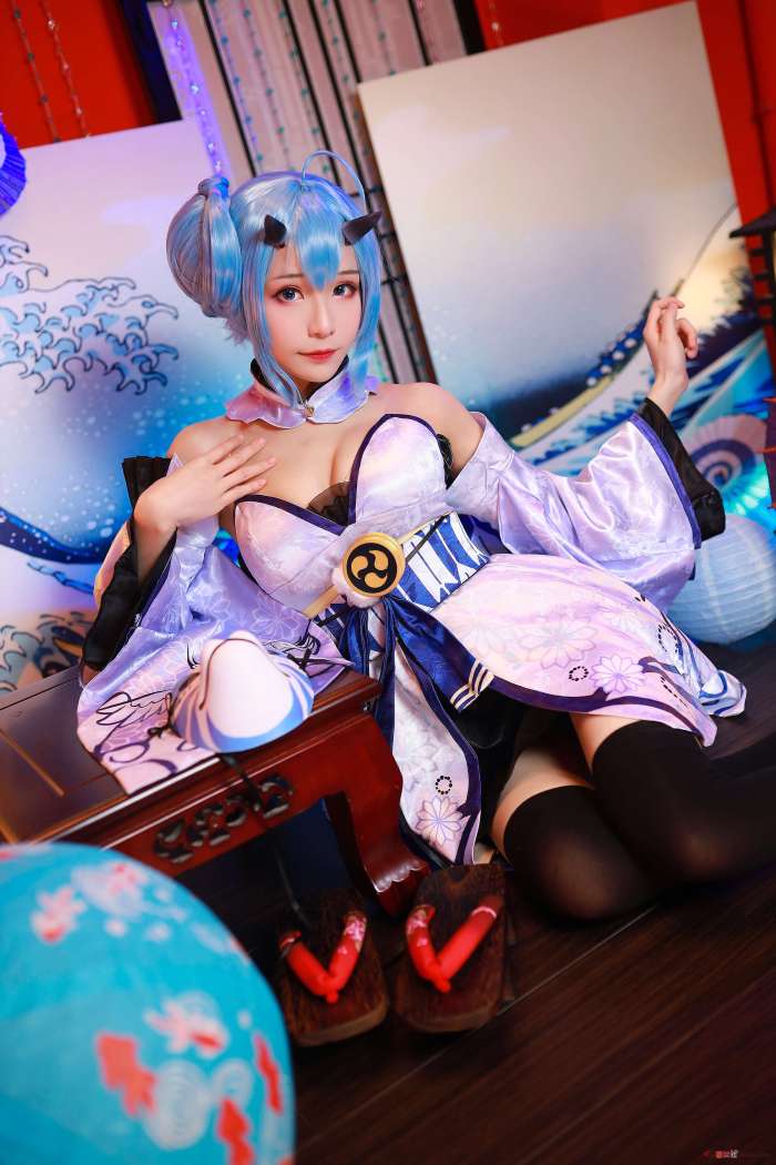 Tomoyo酱 – 碧蓝航线 柏 [18P138MB]