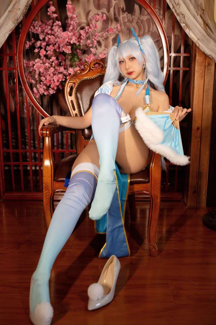 浅安安 – PA-15 翠雀媚 [13P351MB]