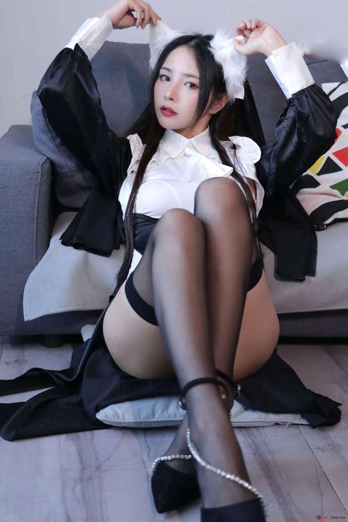 苏嫣嫣阿姨 –  修女 [30P116MB]