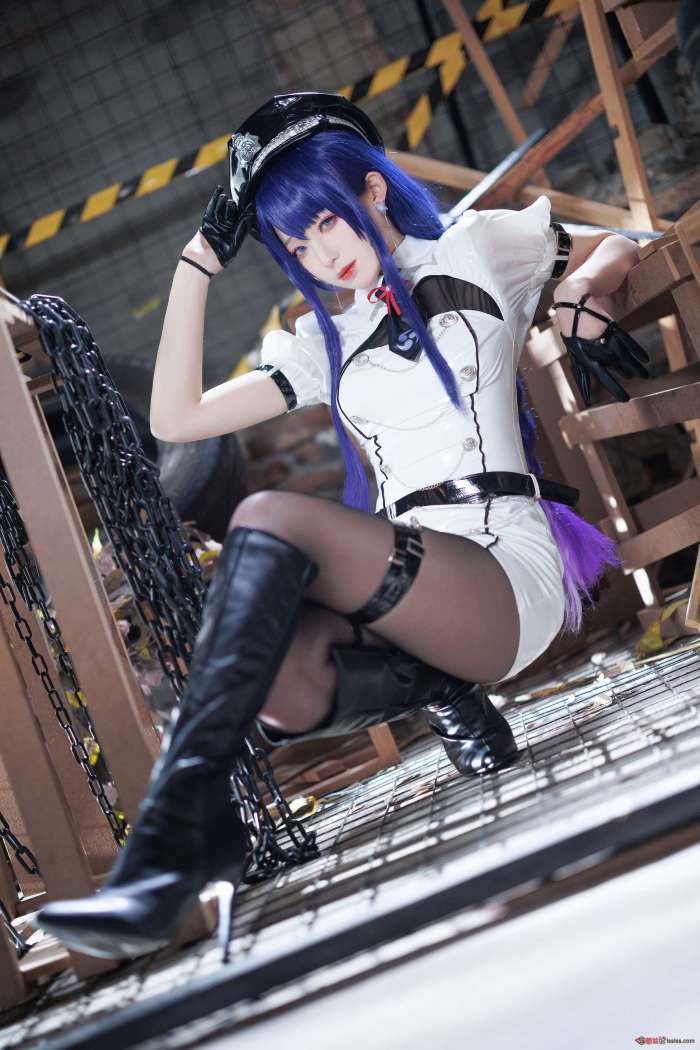 封疆疆v – 雷电将军女警 [38P297MB]