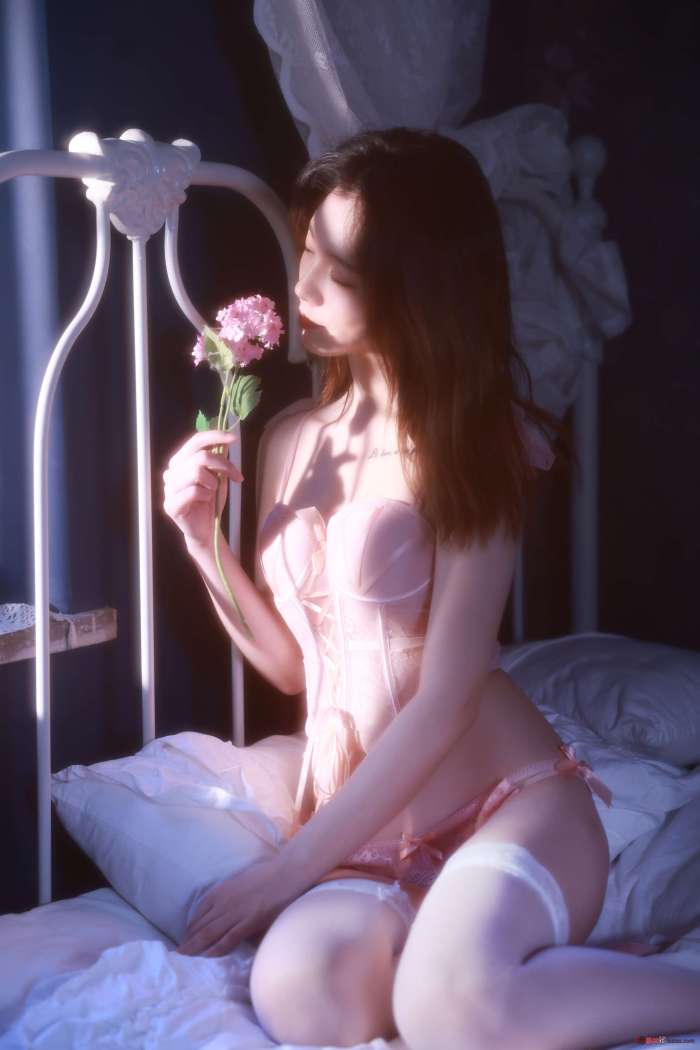 桃良阿宅 – 温柔乡 [22P122MB]