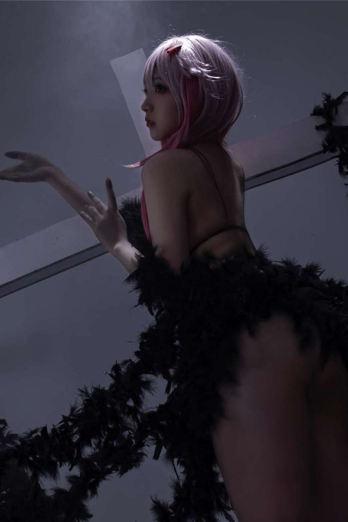 小和甜酒 – 黑羽 [9P15MB]