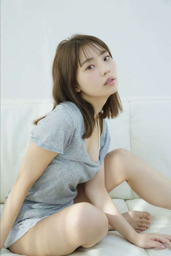 Kikuchi Hina (菊地姫奈) – Spotlight Vol.1 [21P62MB]