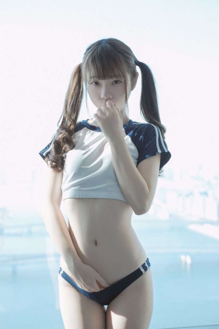 可可小白兔 –  礼物体操服少女 [35P232MB]