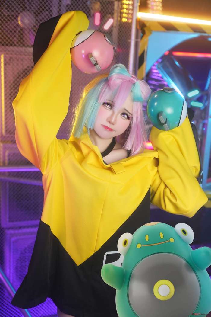 Sally Dorasnow – Iono [13P200MB]