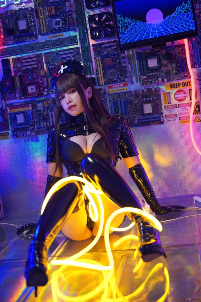 Neko薇薇 – 暗黑护士 [55P5V262MB]