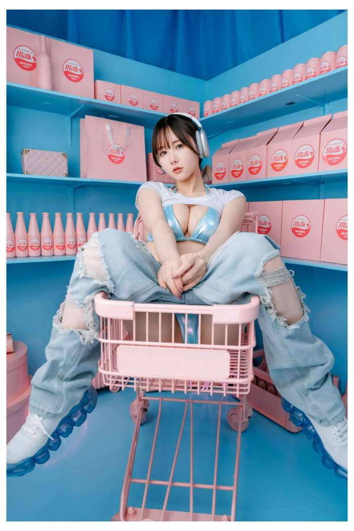 けん研(けんけん)  PINK×BLUE【プレゼント写真集】[101P373MB]