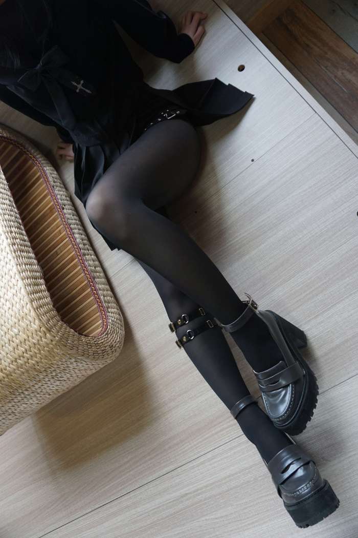 猫耳布丁 – 7.11 黑丝JK [40P125MB]