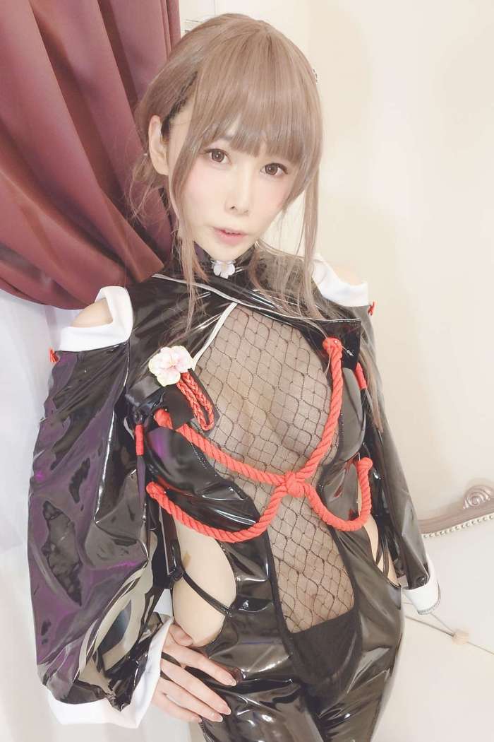 Okada Yui – Shenhe [41P63MB]