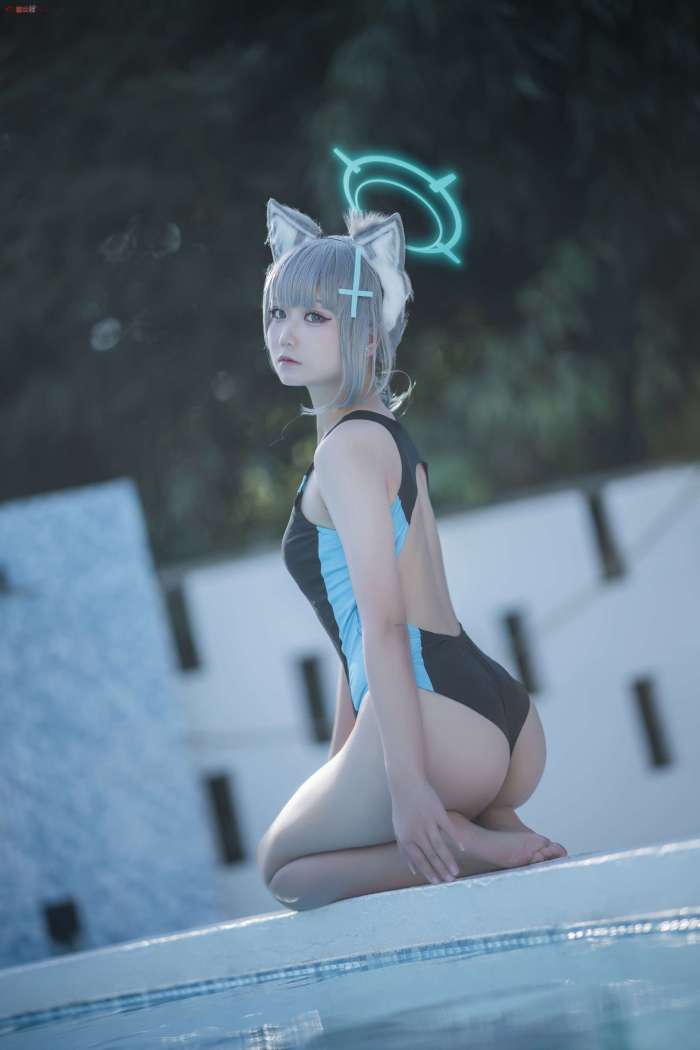 lunananya – 砂狼白子（泳装）[29P170MB]