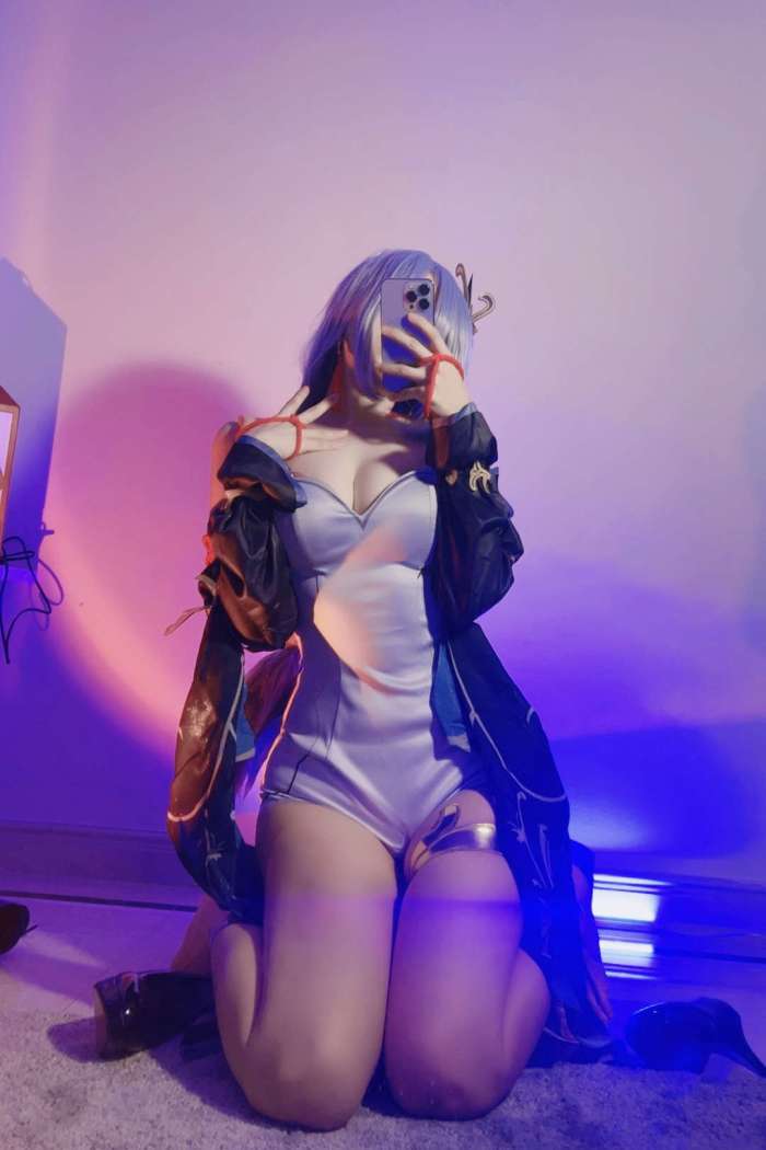 屑雪雪鸭 – 申鹤 [80P4V175MB]