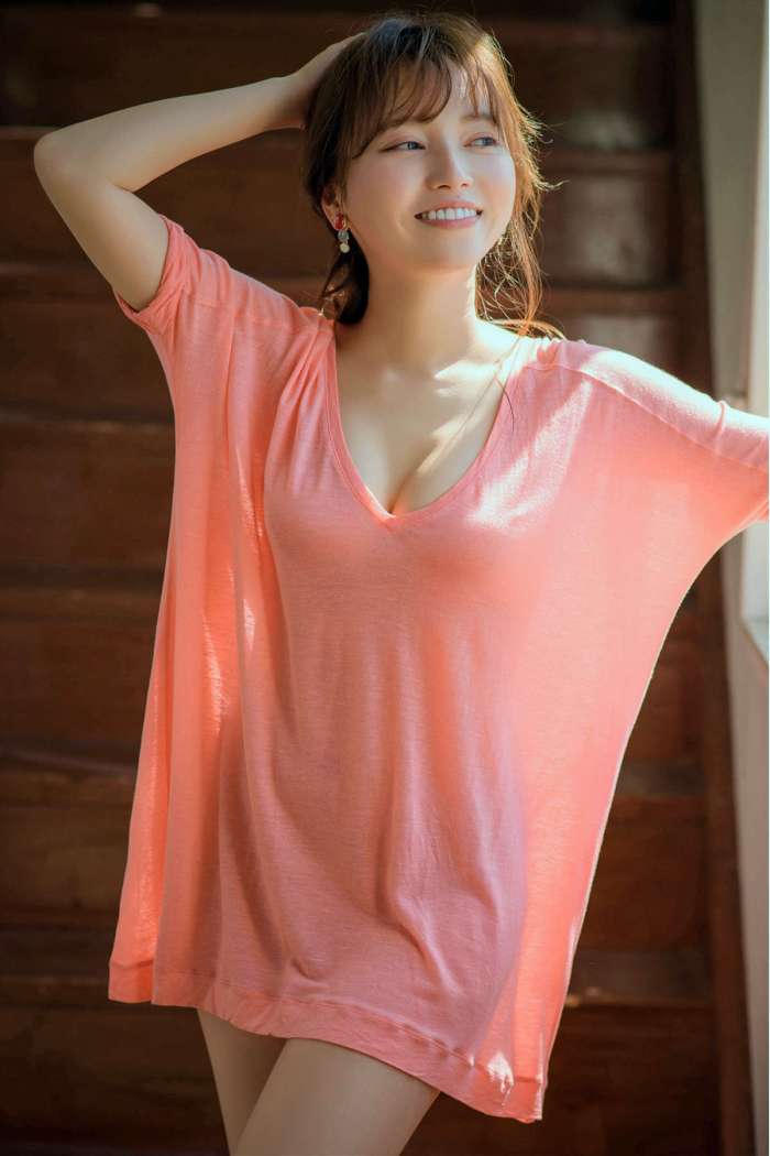 Sayaka Komuro (小室さやか) – 素顔の私で [35P28MB]