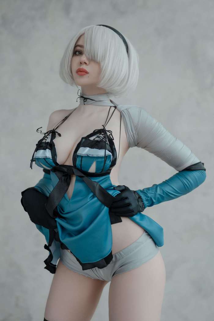 Alina Becker – NieR Automata. 2B Blue Dress [17P25MB]