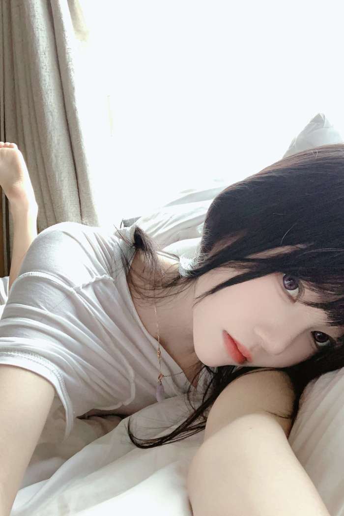 桜桃喵 – 小猫小猫 [17P-77MB]