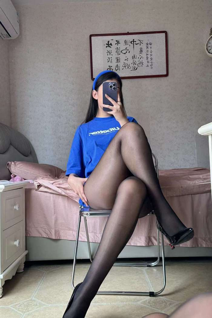 美邵女Baby – 宽松T恤 [95P2V51MB]