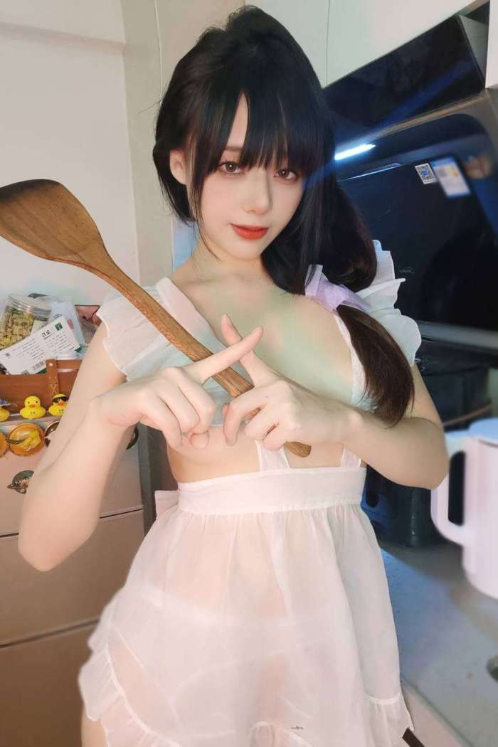 九言 – 居家太太 [22P169MB]