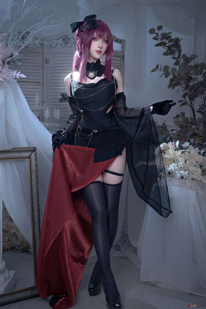 是夙卿呀 –  崩坏：星穹铁道 卡芙卡 [9P83MB]