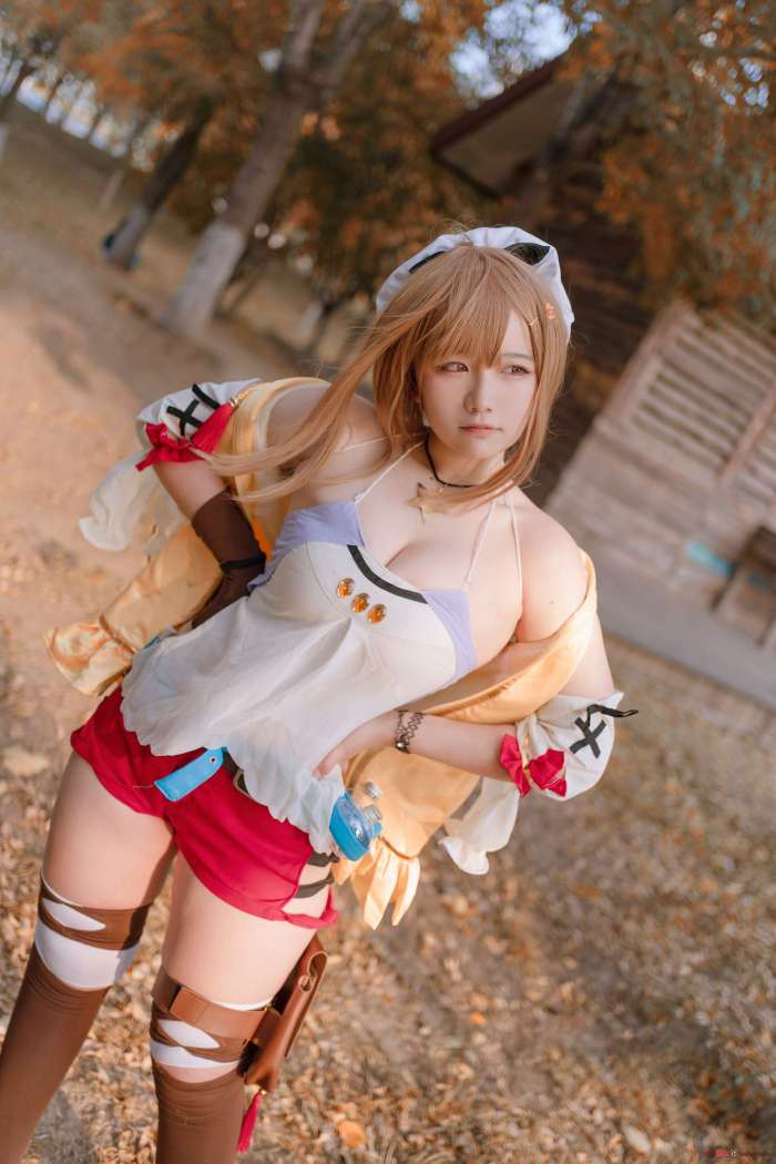 阿半今天很开心 – 莱莎的炼金工房 莱莎 [29P310M]