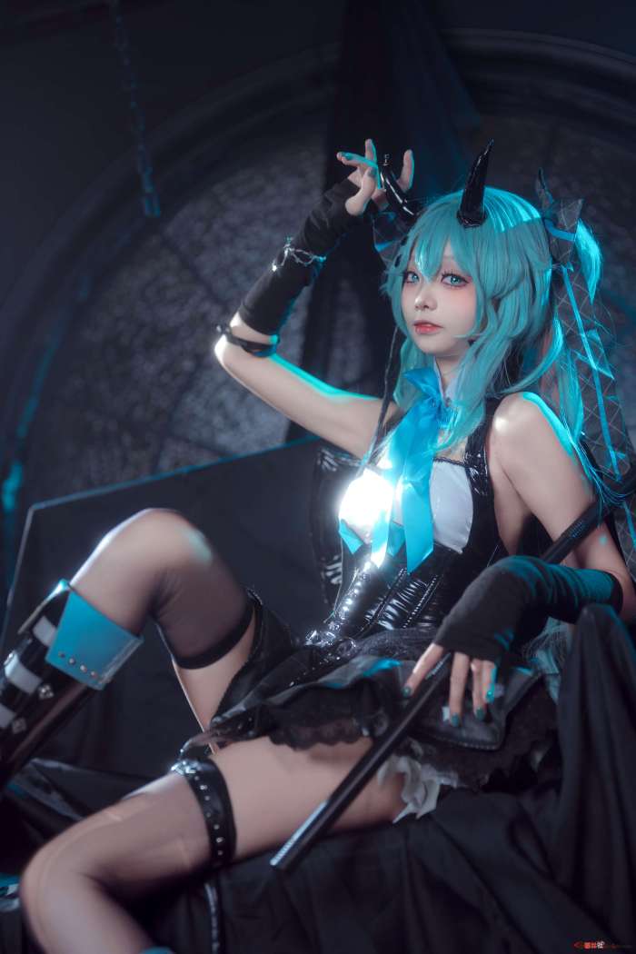 艾西aiwest – 初音小恶魔 [26P157MB]