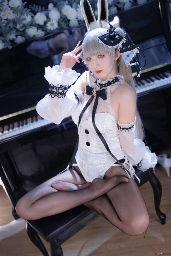 封疆疆v – 可畏兔女郎 [40P435MB]