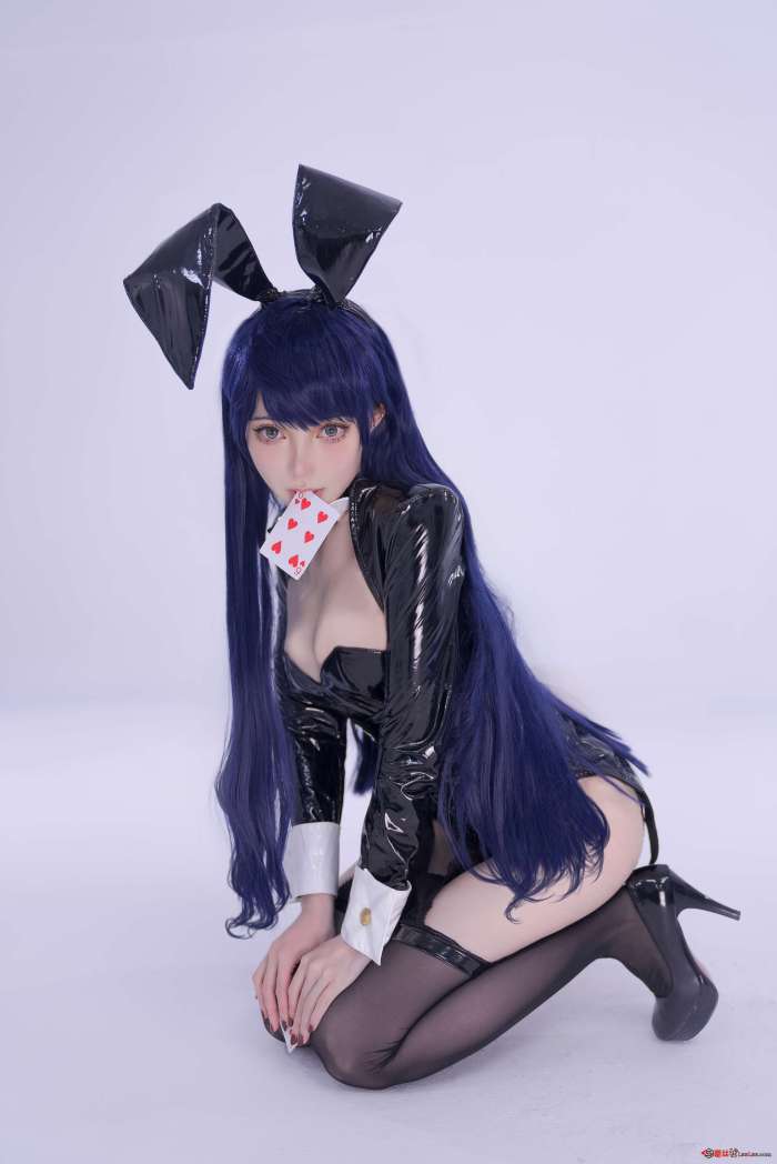 炭烤莉莉黑 – 更衣人偶坠入爱河 – 喜多川海梦 [50P435MB]