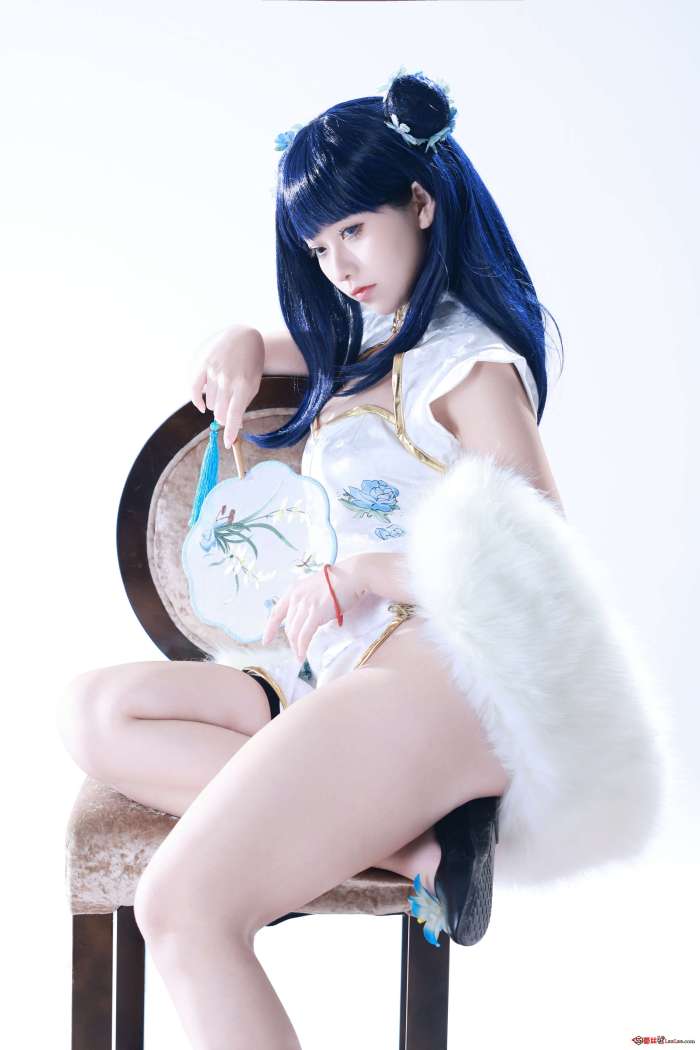 G44不会受伤 – 宝多六花旗袍 [35P385MB]