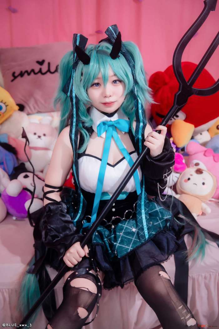 Blue Ming – Miku [90P399MB]