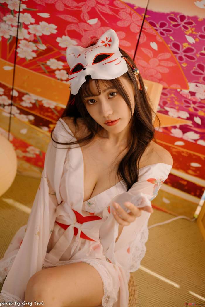 黎黎 – 和服 [105P336MB]