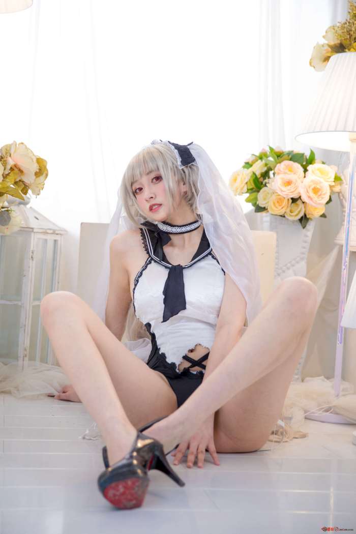 冬马路纱 – 碧蓝航线 可畏 [15P166MB]