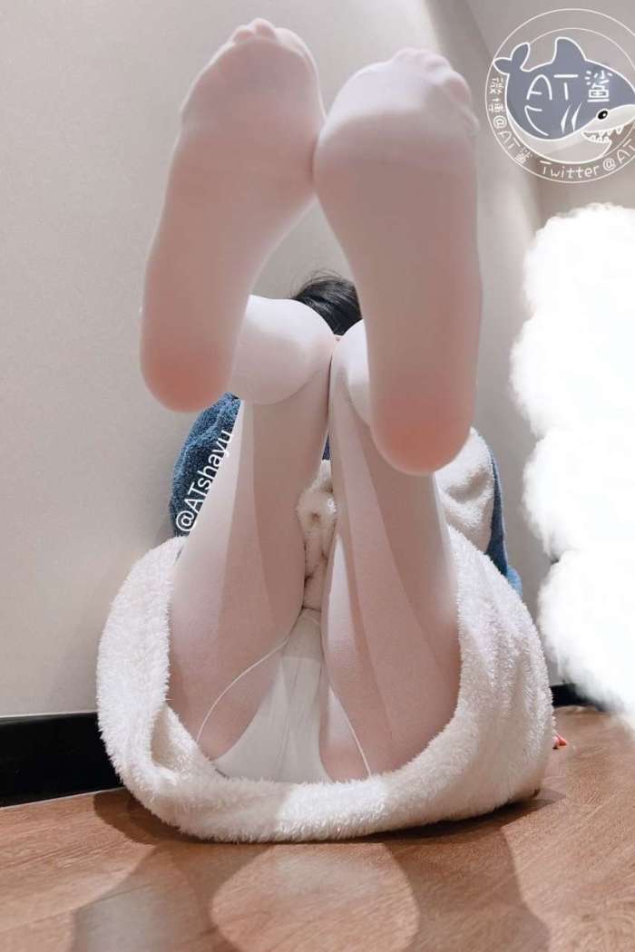 AT鲨 – 雪糕 [30P53MB]