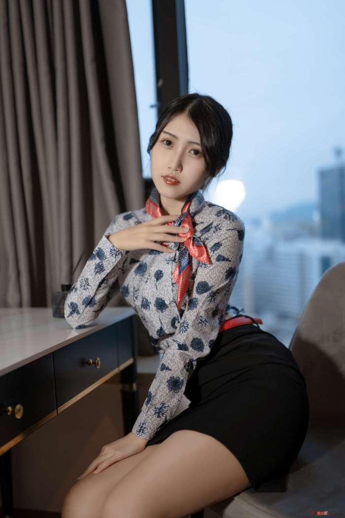 不呆猫 – 东航空姐 [66P1V1.58GB]