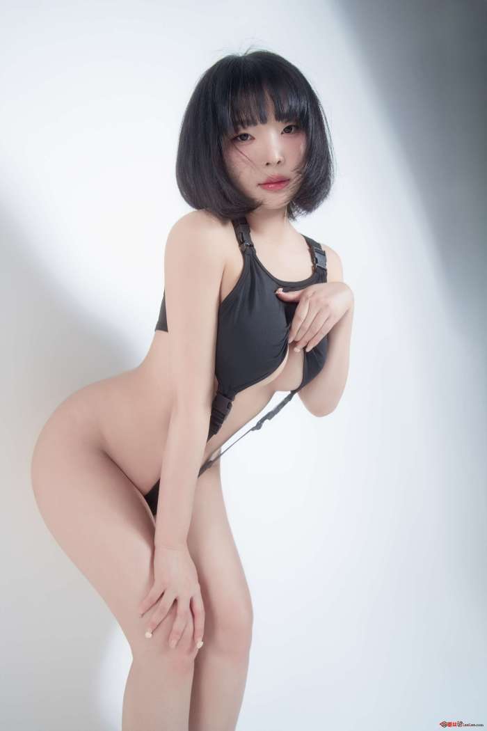 姜仁卿 – X Hoorizon [95P392MB]