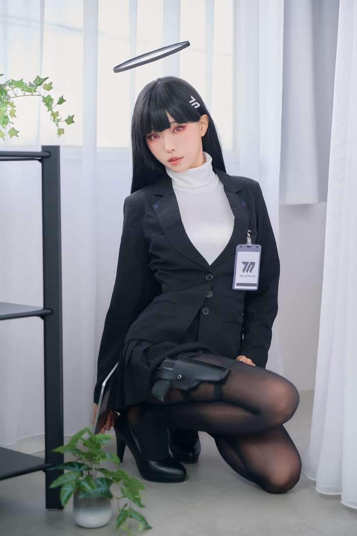 Ely -【Tsukatsuki Rio】調月莉音 [26P48MB]