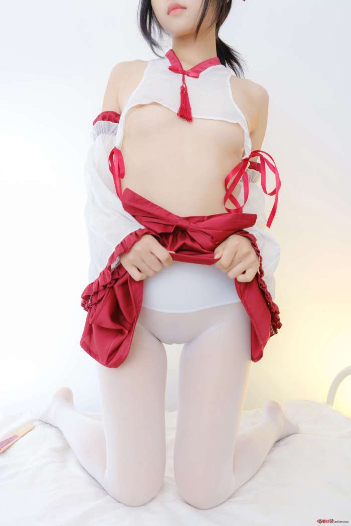 [森萝财团写真] 樱流 02E4K [110P3.59GB]