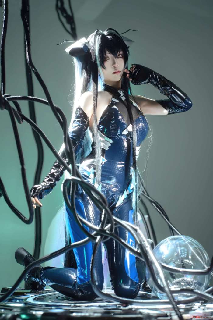 矢量鱼 – 小美人鱼 赛莲 (NIKKE) [25P92MB]