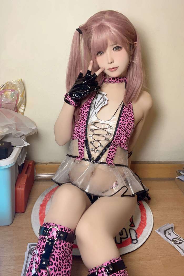 Quan冉有点饿 – 千禧豹 [25P97MB]