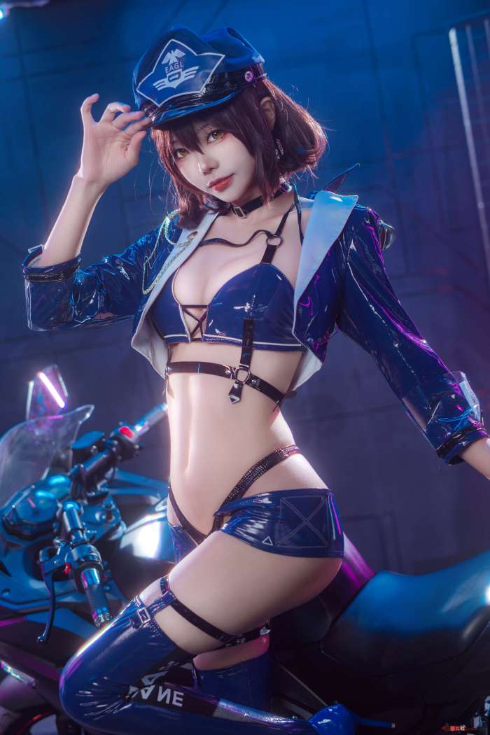 喜欢爱理吗 – 碧蓝航线 巴尔的摩&信浓 赛车女郎 [47P479MB]