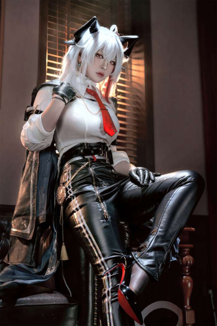 半半子 – 鸣潮 赞妮 [57P202MB]