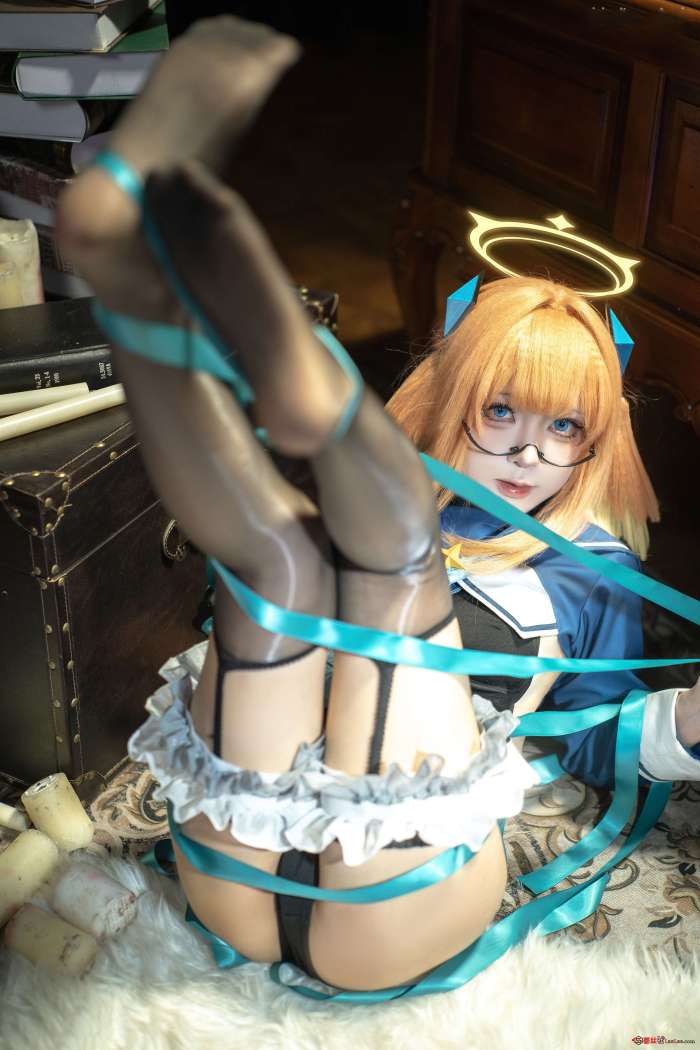 矢量鱼 – 蔚蓝档案 圆堂志美子校服 [50P512MB]