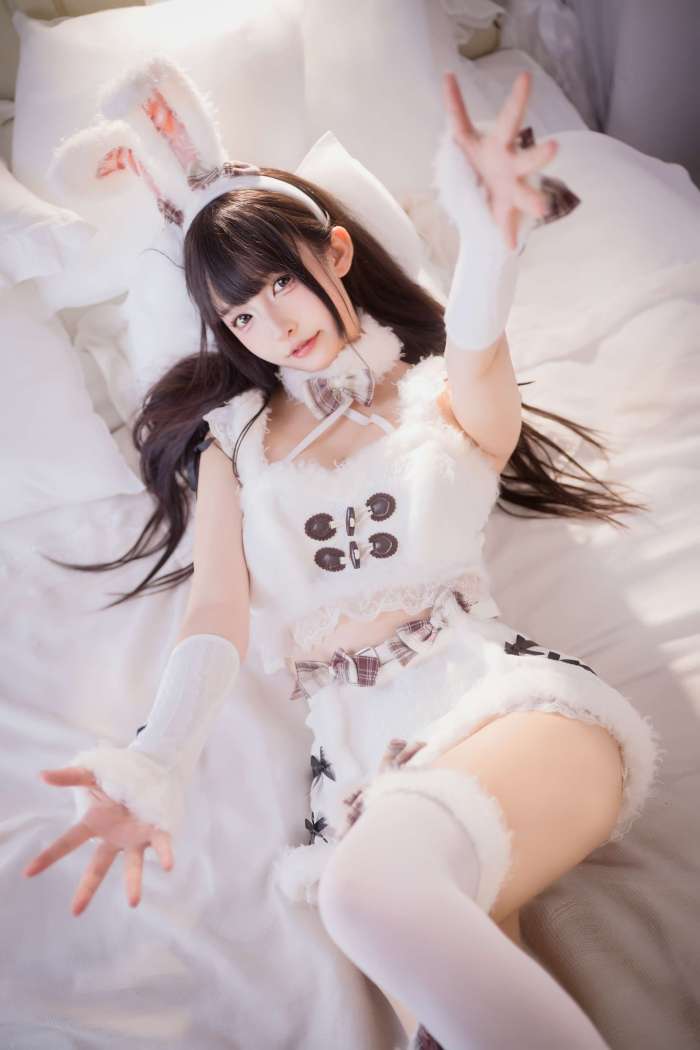 神楽坂真冬 – 毛绒白兔 [75P2V336MB]