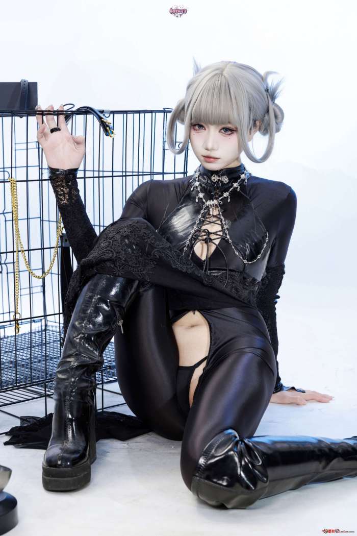 柒柒要乖哦 – 黑靡烟旗袍 [108P2V1.89GB]