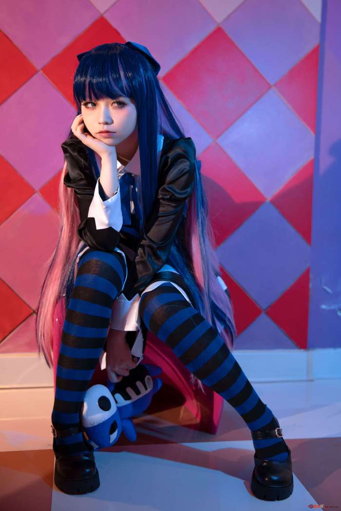 G44不会受伤 – 吊带袜天使 史朵巾 [20P219MB]